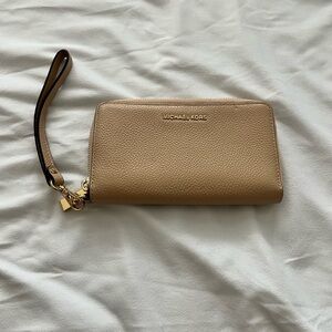 Michael Kors Women Wallet